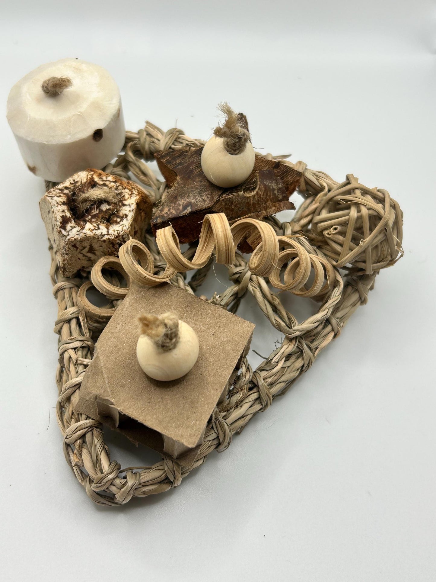 Triangle Seagrass Mat Toy for Rats and other small animals