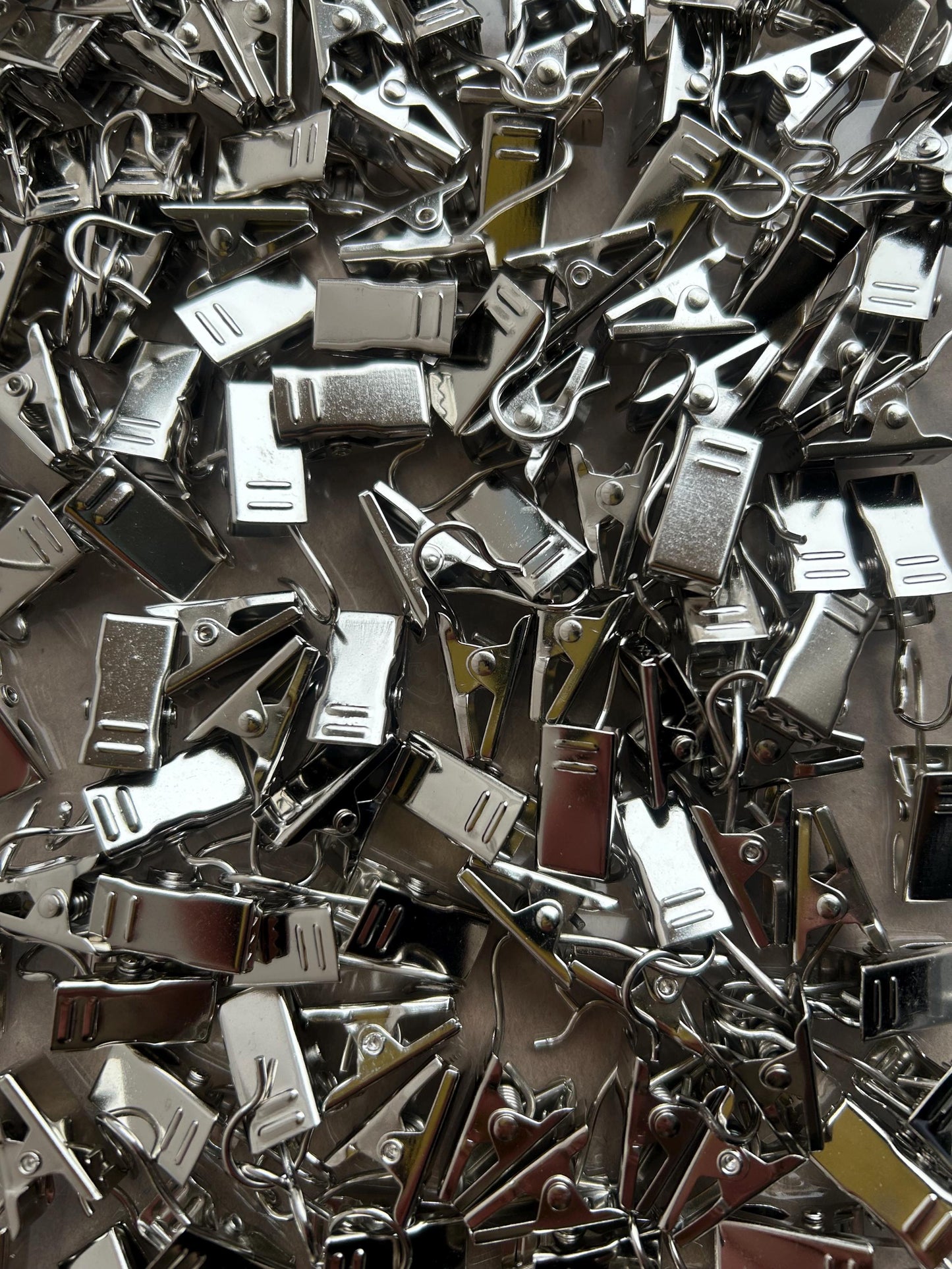 Metal Cage Attachment Clips for Small Animals - 4 pieces included