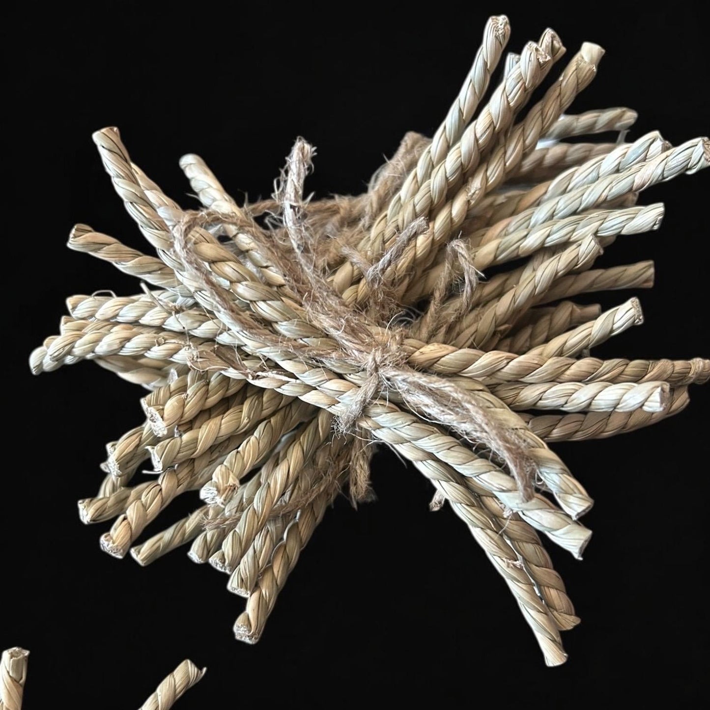 Natural Seagrass Twist Bundle - 10x individual 4inch twists included - Now 3/16 inches Wide
