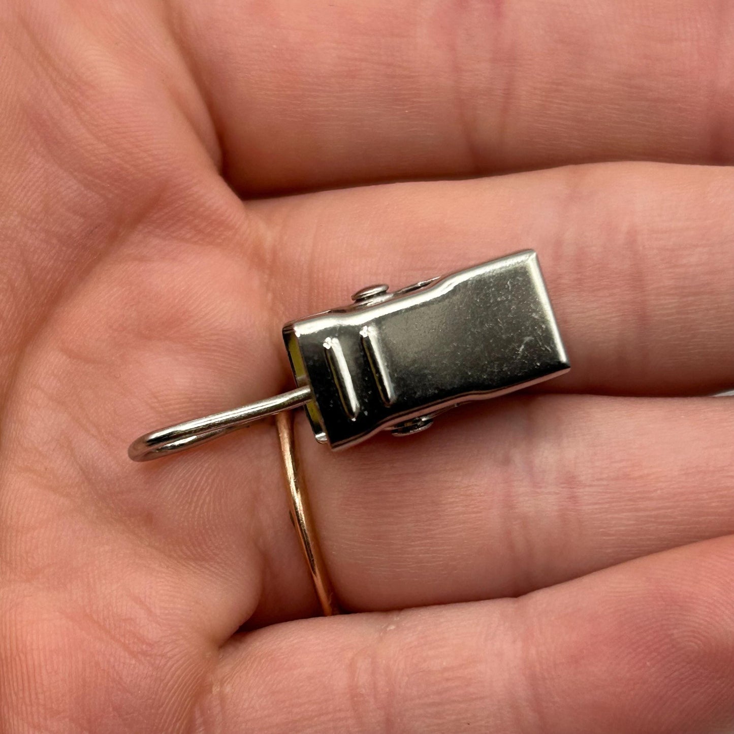 Metal Cage Attachment Clips for Small Animals - 4 pieces included