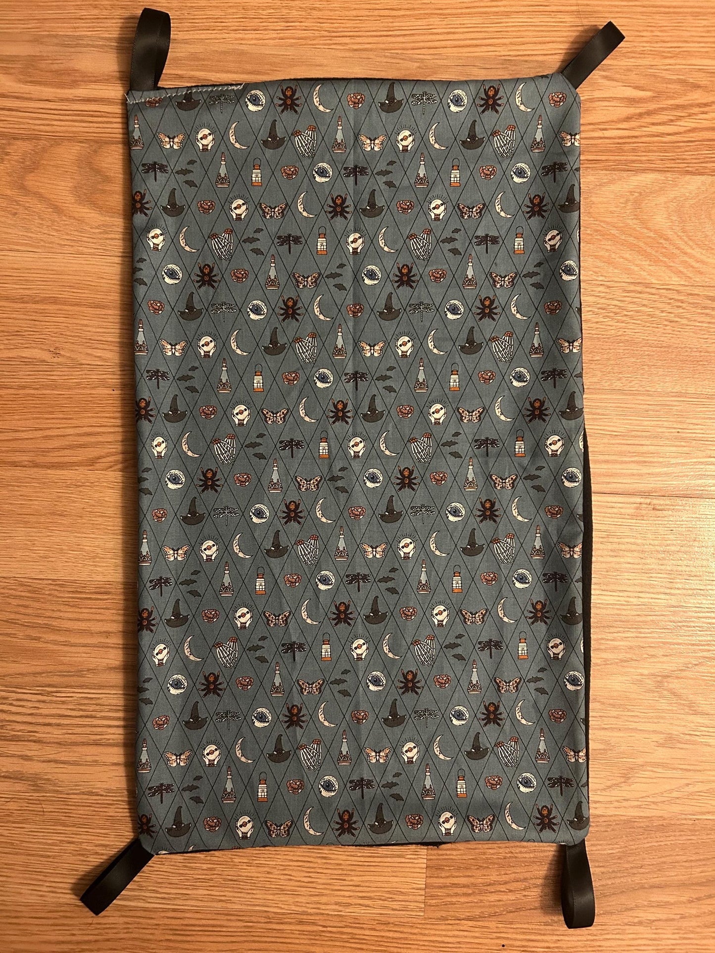 Halloween Hammocks and Tray Liner Set for Small Animals like Rats, easy loops included